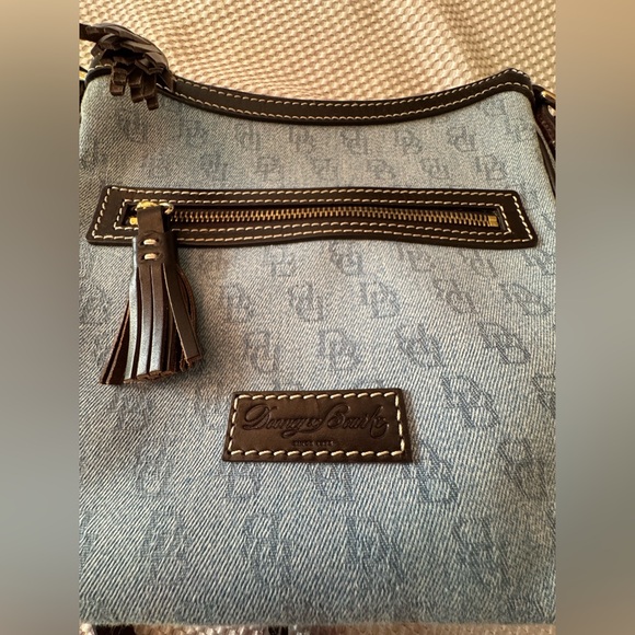 Dooney & Bourke Blue Denim Cross Body Bag - Vintage - Like New! - Picture 9 of 12